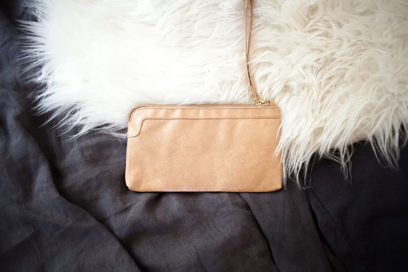 Berlin Blush Leather Clutch Wallet